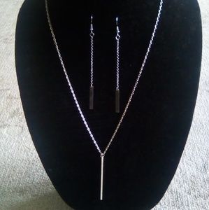 Bar necklace & earrings